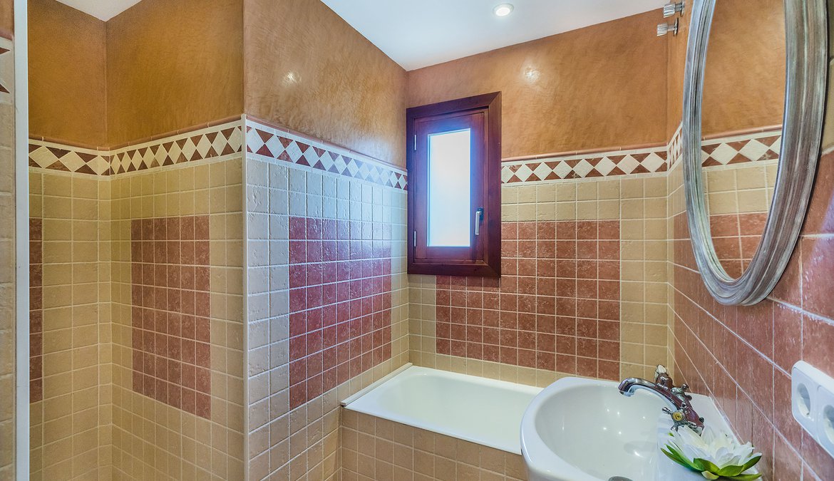 Shared Bathroom